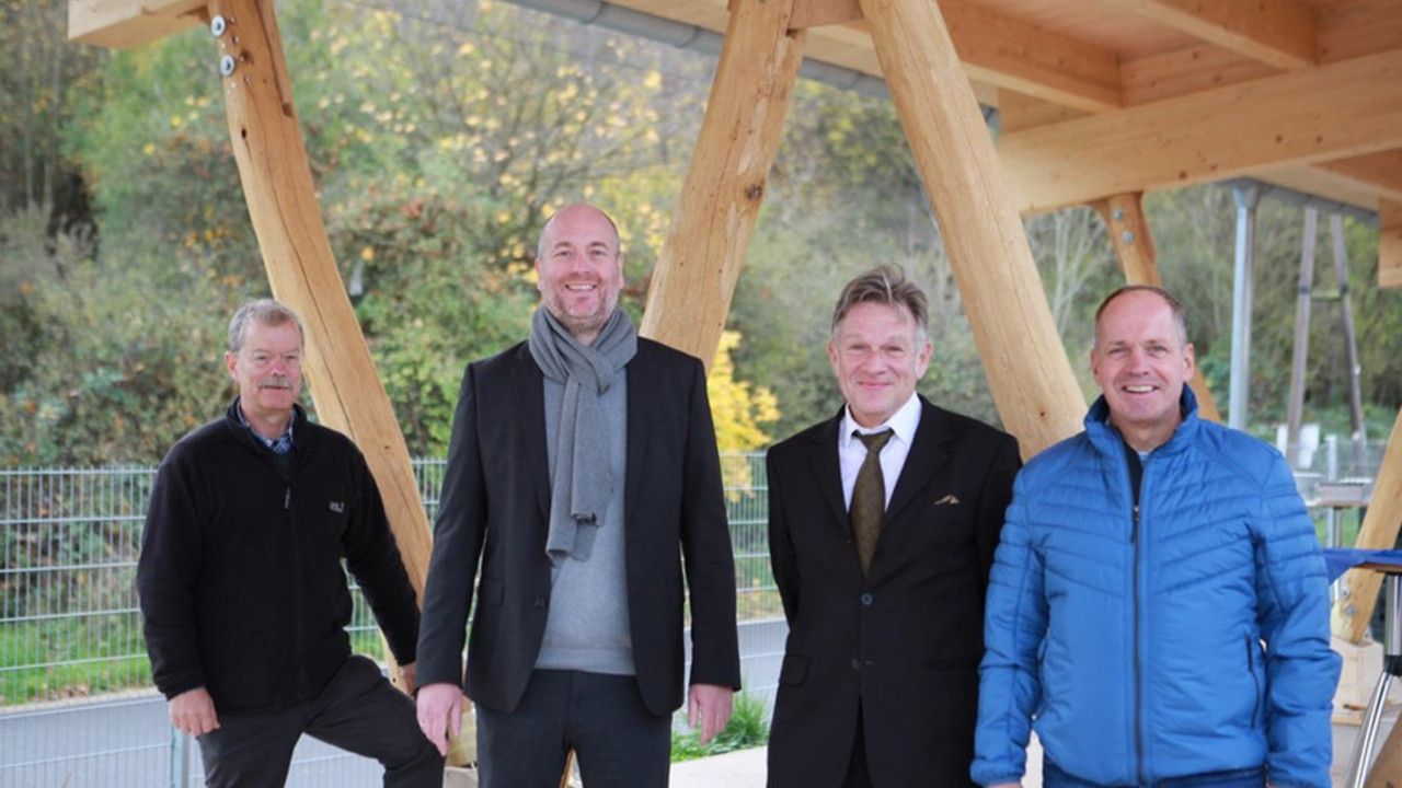 Einweihung des neuen Carports