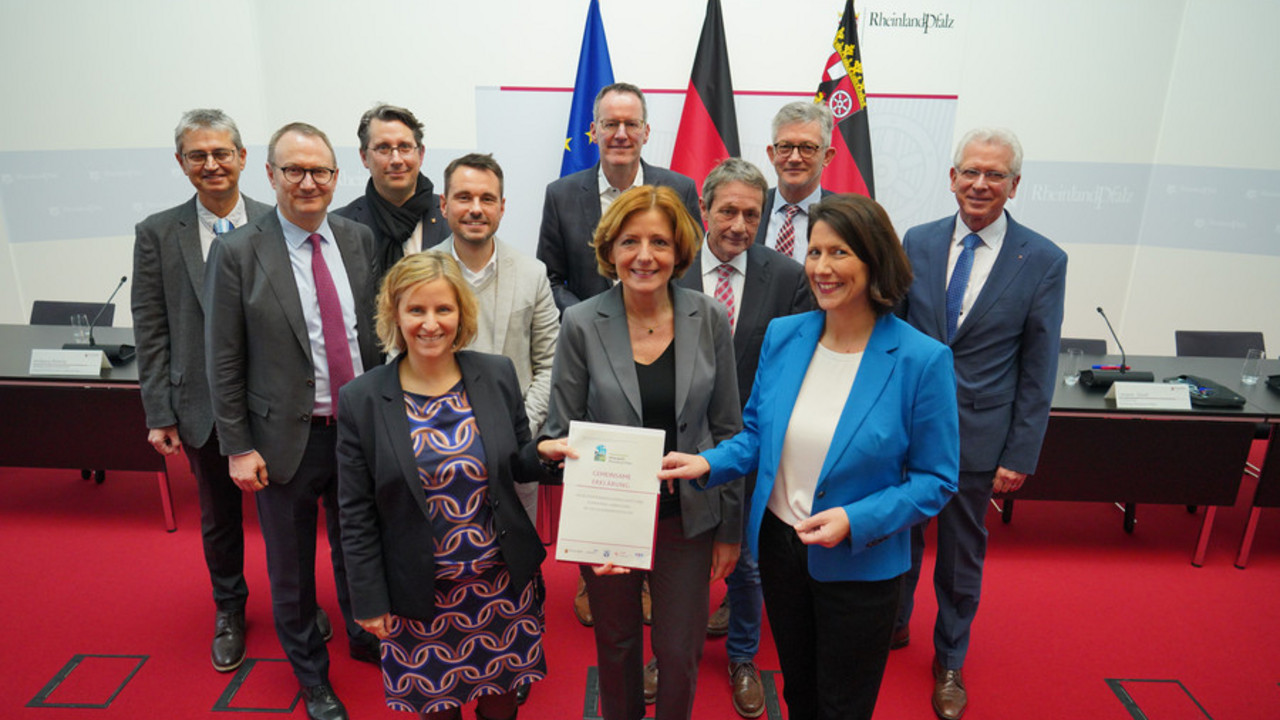 Pressekonferenz zum Kommunalen Investitionsprogramm Klima und Innovation